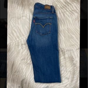 Vintage Levi’s Comfy Skinny Jeans